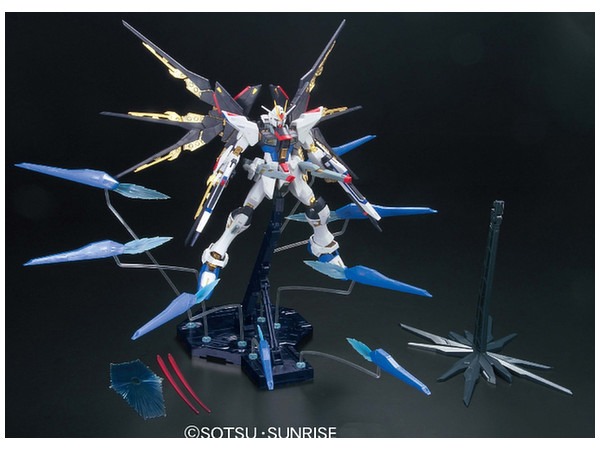Mô hình lắp ráp MG 1/100 STRIKE FREEDOM GUNDAM FULL BURST MODE