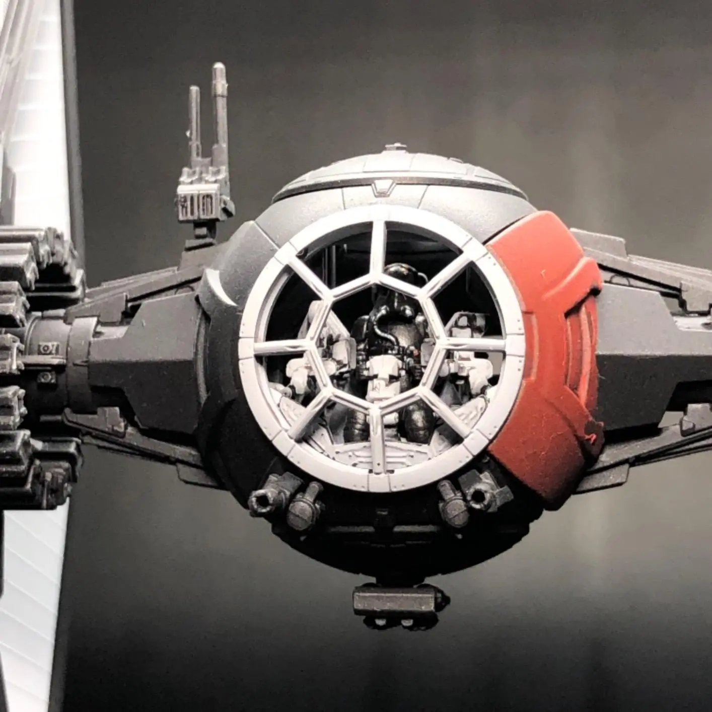 Mô hình lắp ráp STARWARS 1/72 FIRST ORDER SPECIAL FORCES TIE FIGHTER