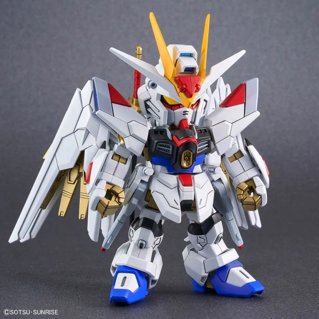 Mô hình lắp ráp SD GUNDAM CROSS SILHOUETTE MIGHTY STRIKE FREEDOM GUNDAM