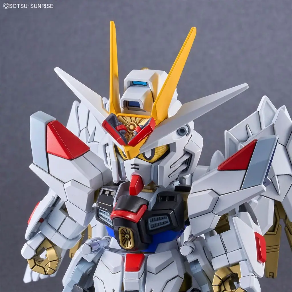 Mô hình lắp ráp SD GUNDAM CROSS SILHOUETTE MIGHTY STRIKE FREEDOM GUNDAM