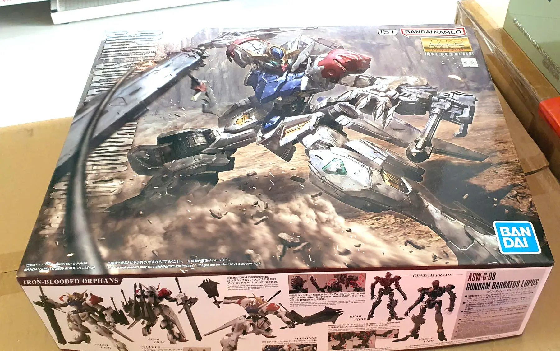 Mô hình lắp ráp MG 1/100 GUNDAM BARBATOS LUPUS ( hộp móp góc )